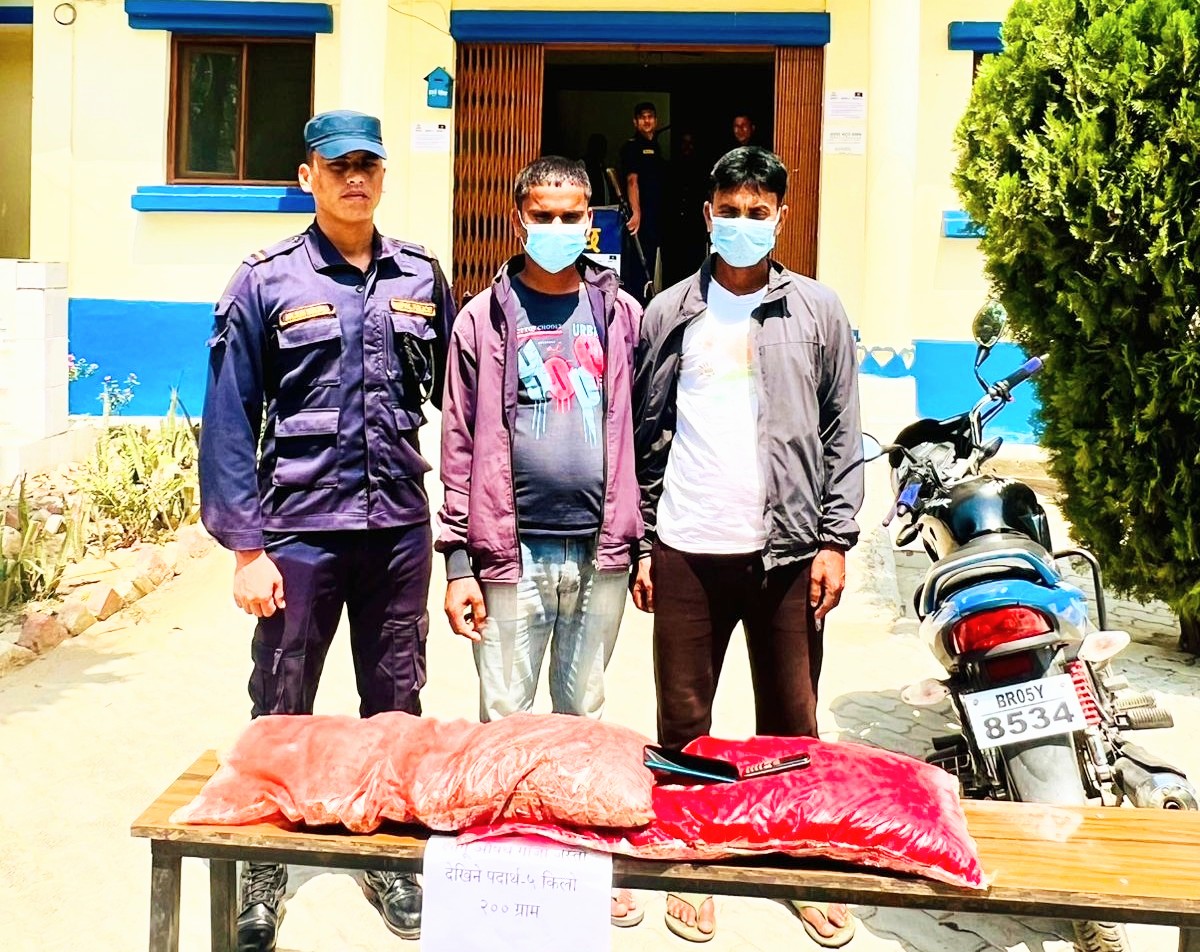 पोखरिया क्षेत्र लागूऔषध तस्करीको ‘सुरक्षित रुट’, गाँजा सहित दुई जना पक्राउ